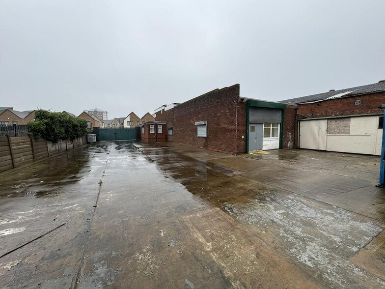 Lyng Ln, West Bromwich for lease - Building Photo - Image 3 of 13