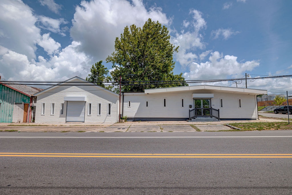 621 Greenfield St, Wilmington, NC for lease Building Photo- Image 1 of 46