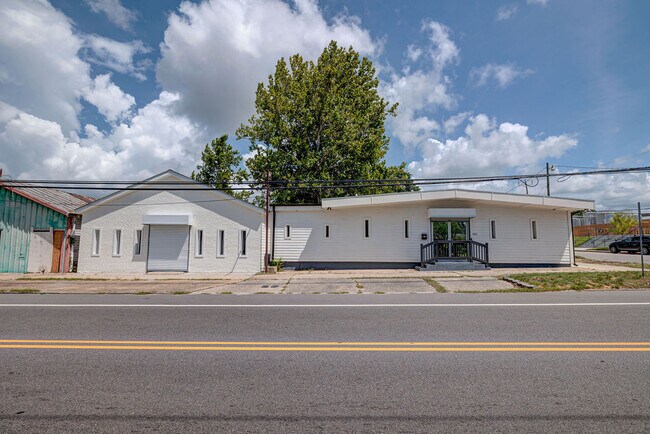 Plus de détails pour 621 Greenfield St, Wilmington, NC - Local d'activités à louer