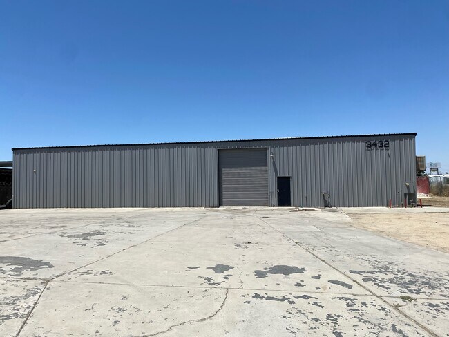 Plus de détails pour 3432 Gilmore Ave, Bakersfield, CA - Industriel à louer