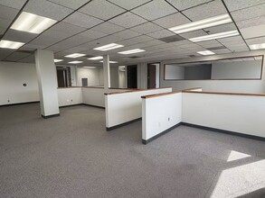 337 N Vineyard Ave, Ontario, CA à louer Photo intérieure- Image 2 de 3