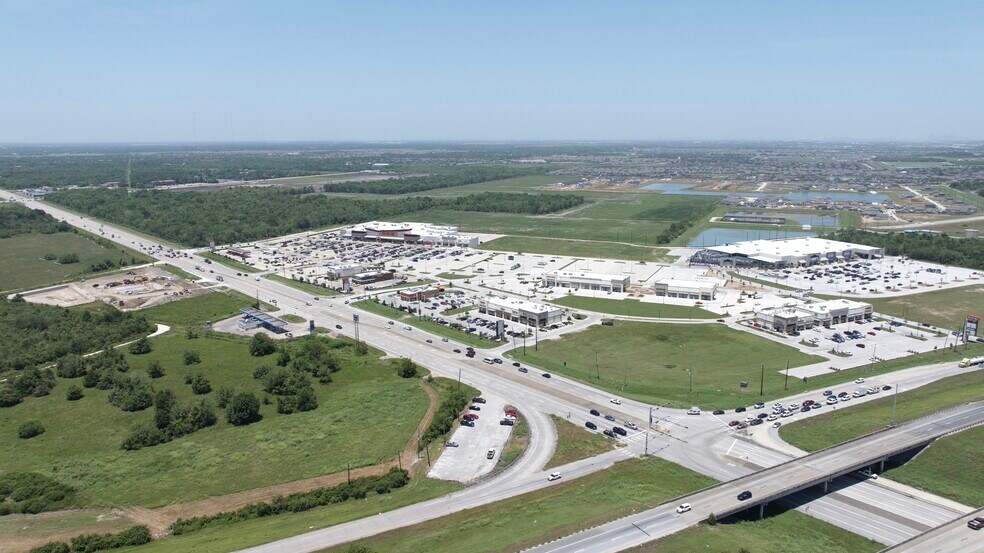 16800 Morris ave, Manvel, TX à louer - Photo du bâtiment - Image 2 de 3