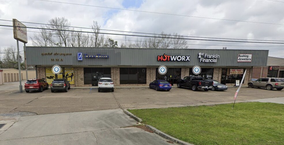 421 Memorial Blvd, Picayune, MS à louer - Photo du bâtiment - Image 1 de 1