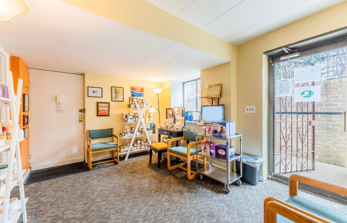 122-15 25th Rd, Flushing, NY 11354 - Unit CF3 -  - Interior Photo - Image 1 of 13