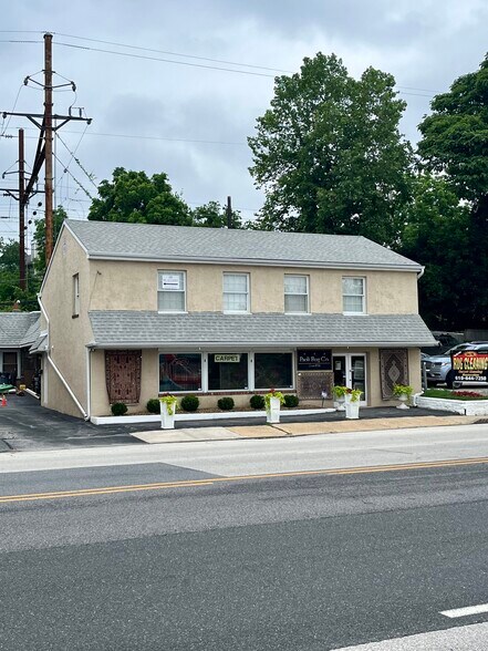 117 E Lancaster Ave, Paoli, PA for lease - Building Photo - Image 1 of 4