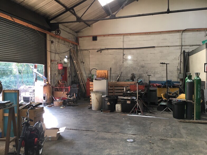 Wentloog Rd, Cardiff à louer - Photo du bâtiment - Image 2 de 7