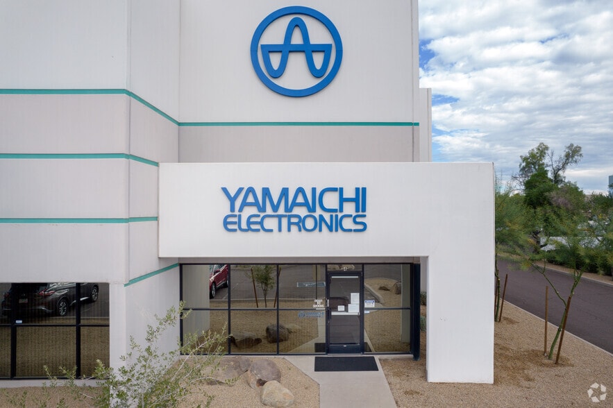 7240 W Erie St, Chandler, AZ for lease - Building Photo - Image 3 of 4