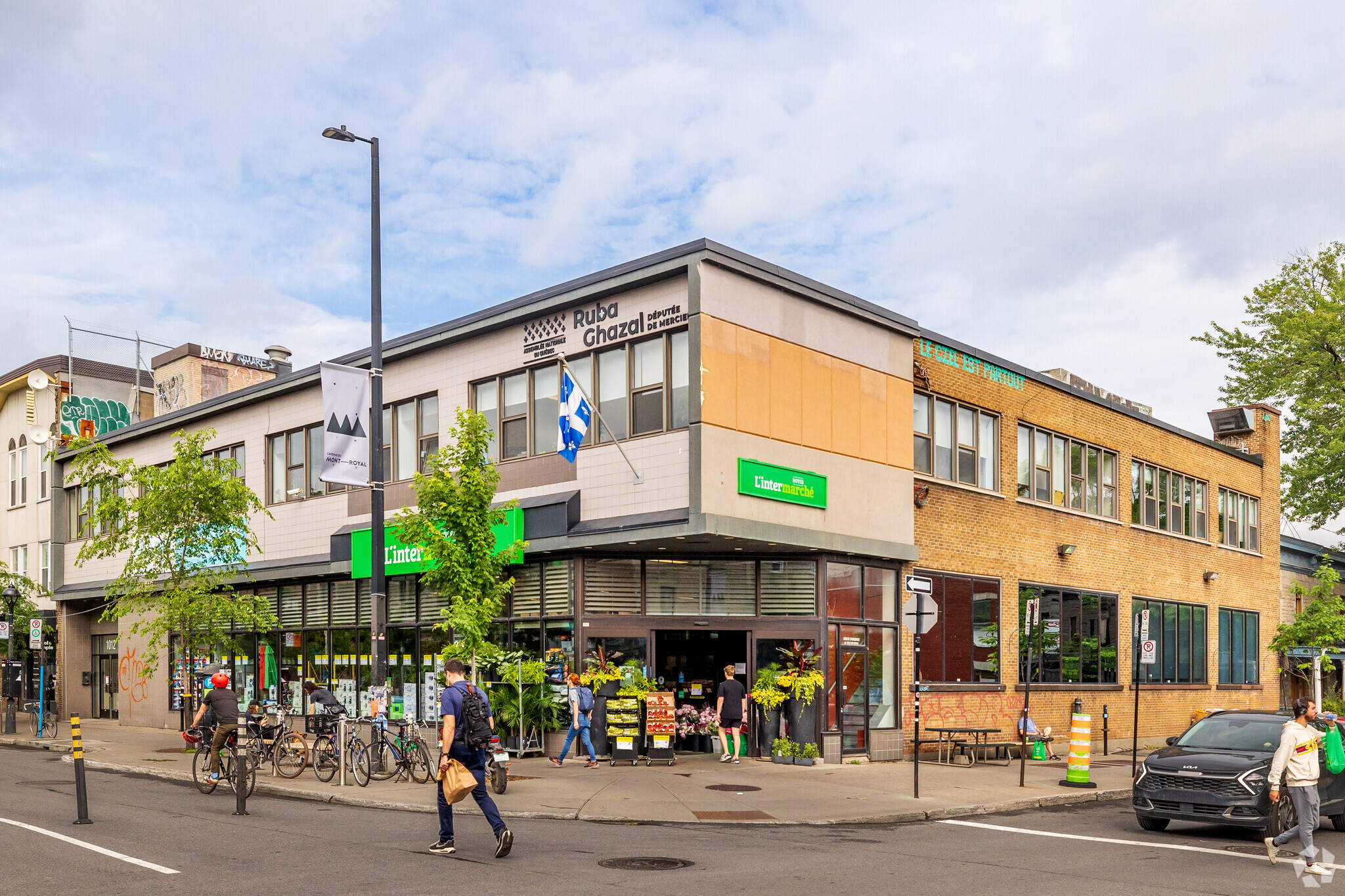 1000-1012 Av du Mont-Royal E, Montréal, QC for lease Building Photo- Image 1 of 22