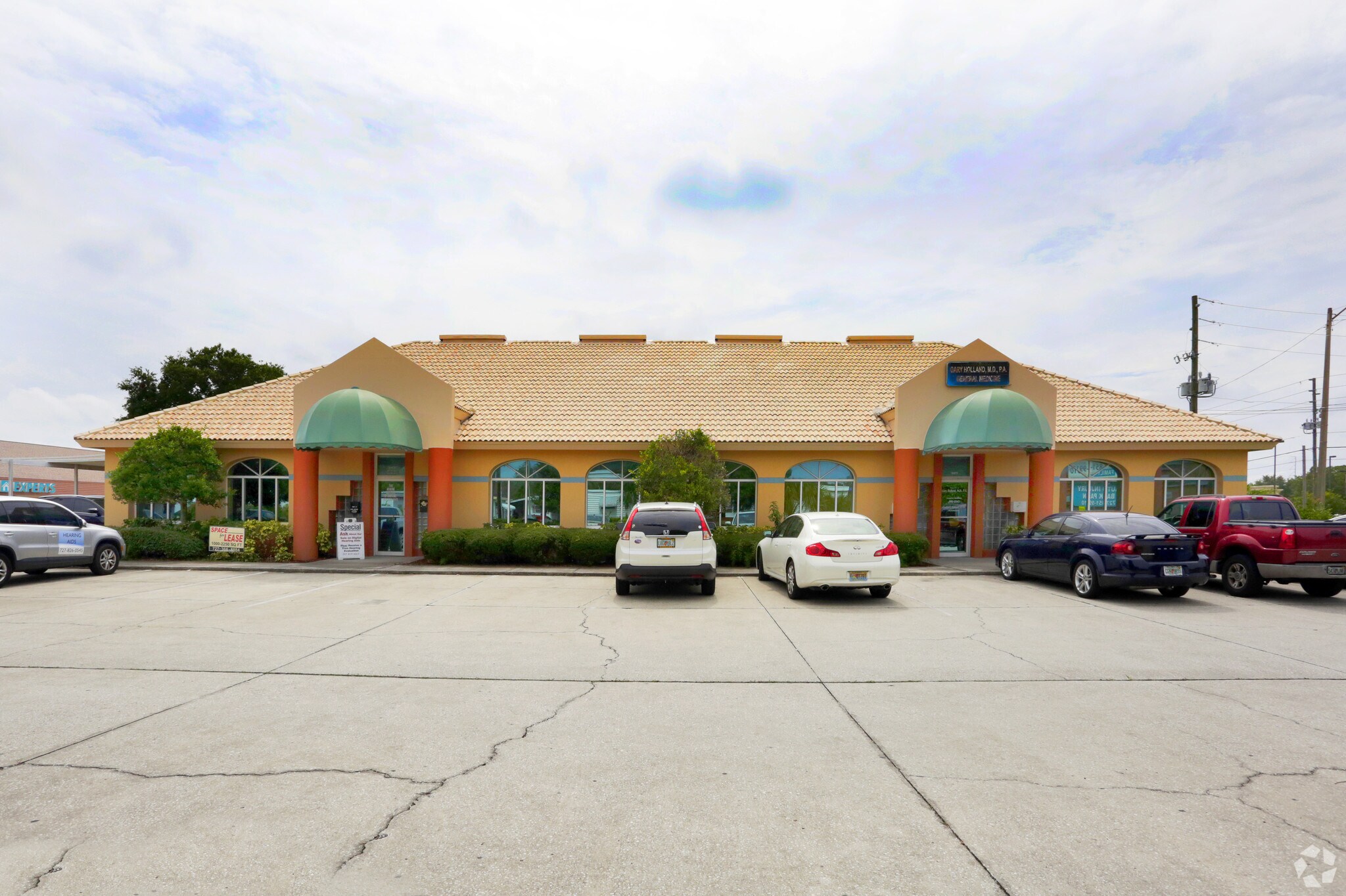 10875 Park Blvd, Seminole, FL for lease Primary Photo- Image 1 of 7