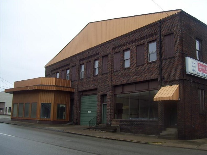 258 E Fayette St, Uniontown, PA à vendre Photo principale- Image 1 de 18