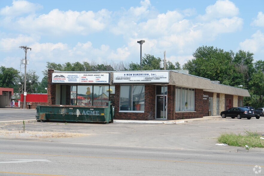 2420 S Seneca St, Wichita, KS for lease - Primary Photo - Image 1 of 4