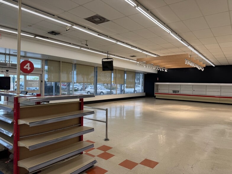 12134 US Hwy 19, Hudson, FL for lease - Building Photo - Image 2 of 18