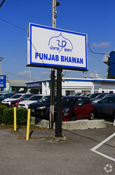 15453 Fraser Hwy, Surrey, BC à vendre - Photo du bâtiment - Image 3 de 7