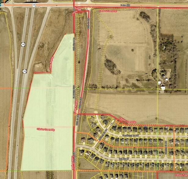 E Ave, Cedar Rapids, IA for sale - Primary Photo - Image 1 of 2