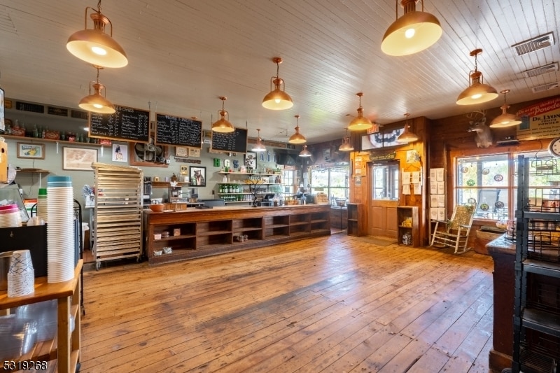 283 US-206 Hwy, Branchville, NJ for sale - Building Photo - Image 2 of 26