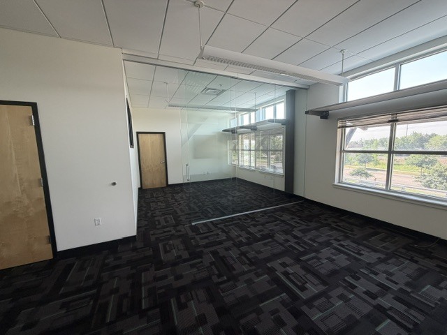 320 E Vine Dr, Fort Collins, CO à louer Photo intérieure- Image 1 de 2