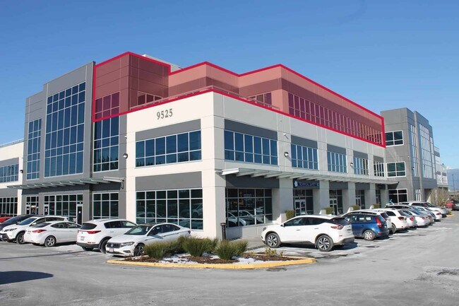 Plus de détails pour 9525 201st St, Langley, BC - Bureau à louer