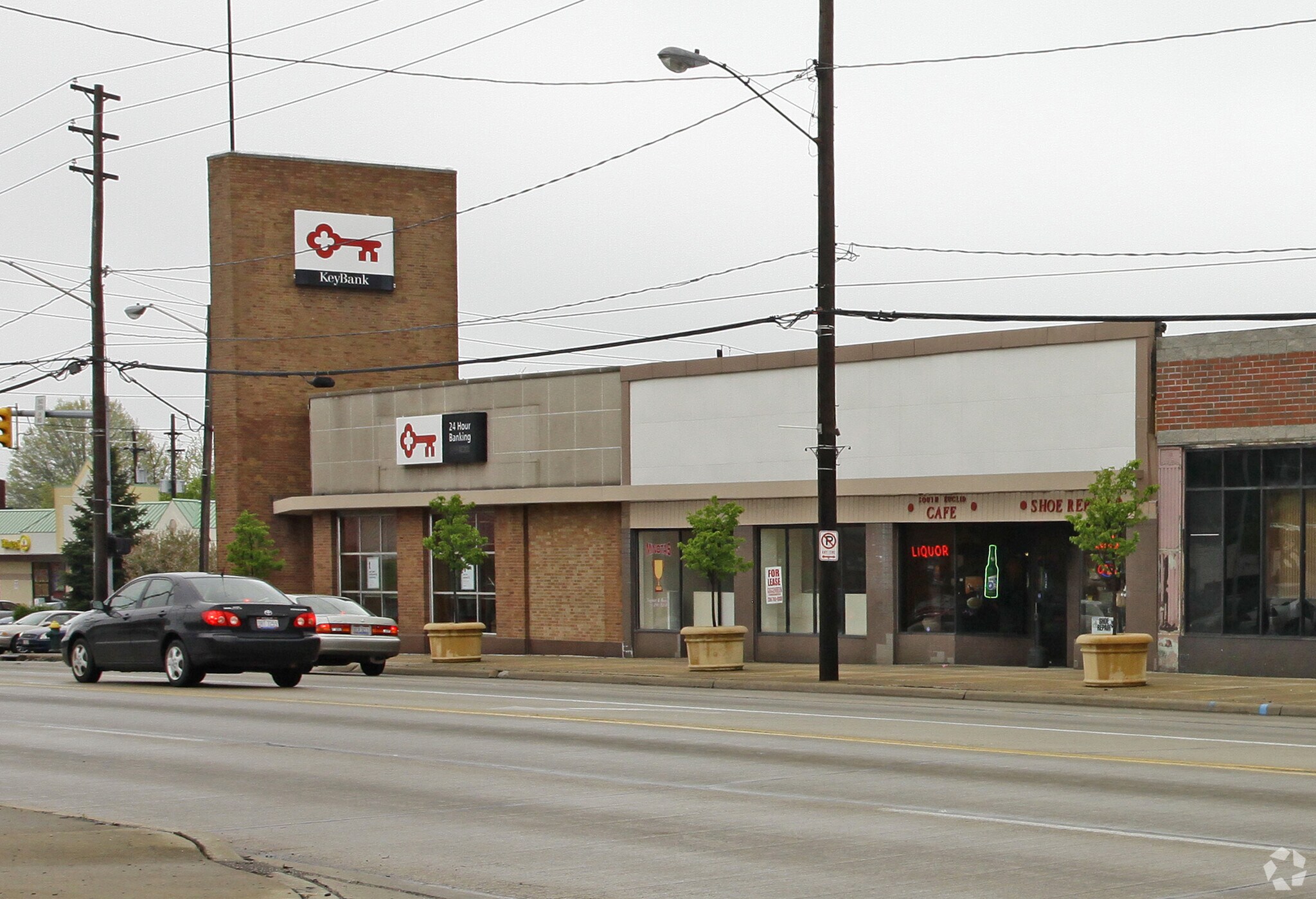 4461-4475 Mayfield Rd, South Euclid, OH for lease Building Photo- Image 1 of 4