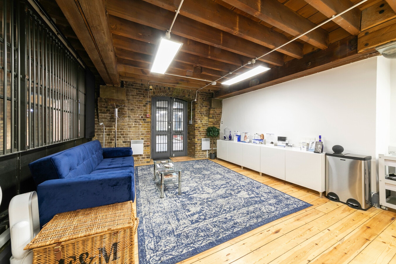 Mill St, London, LND SE1 2BB - Unit Unit 2 -  - Interior Photo - Image 1 of 6