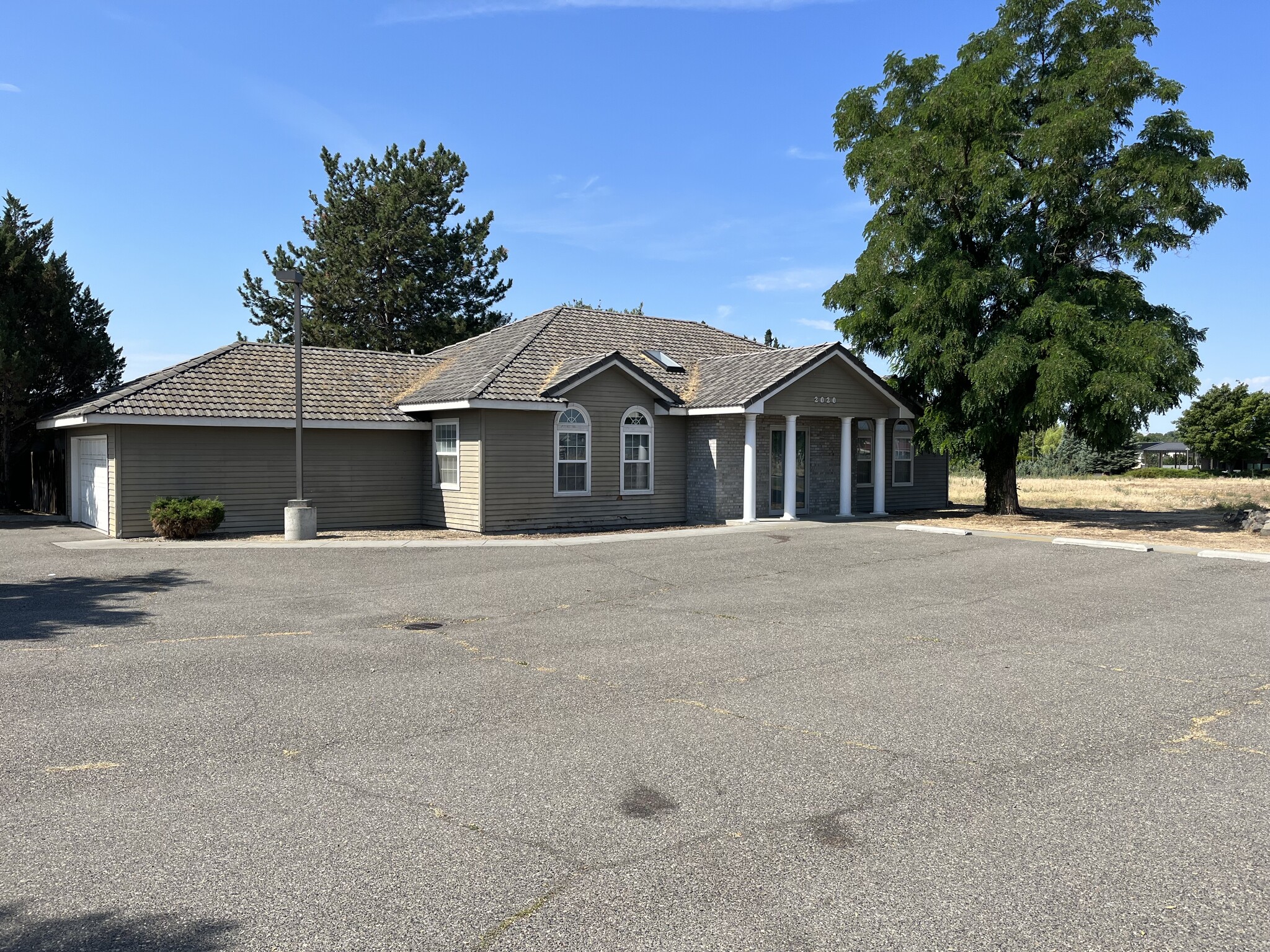 2020 W Sylvester St, Pasco, WA à vendre Photo du bâtiment- Image 1 de 1