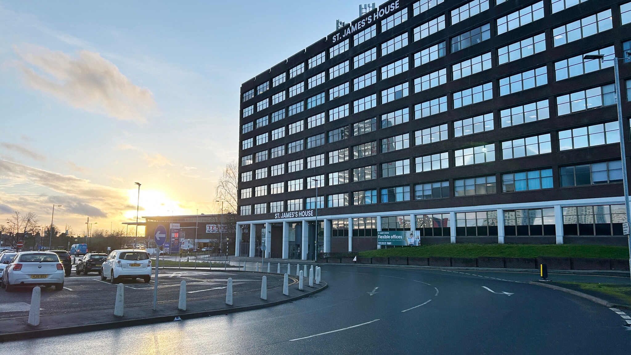 Pendleton Way, Salford à louer Photo du bâtiment- Image 1 de 10