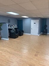 344-564 Huffman Mill Rd, Burlington, NC for lease Interior Photo- Image 2 of 2