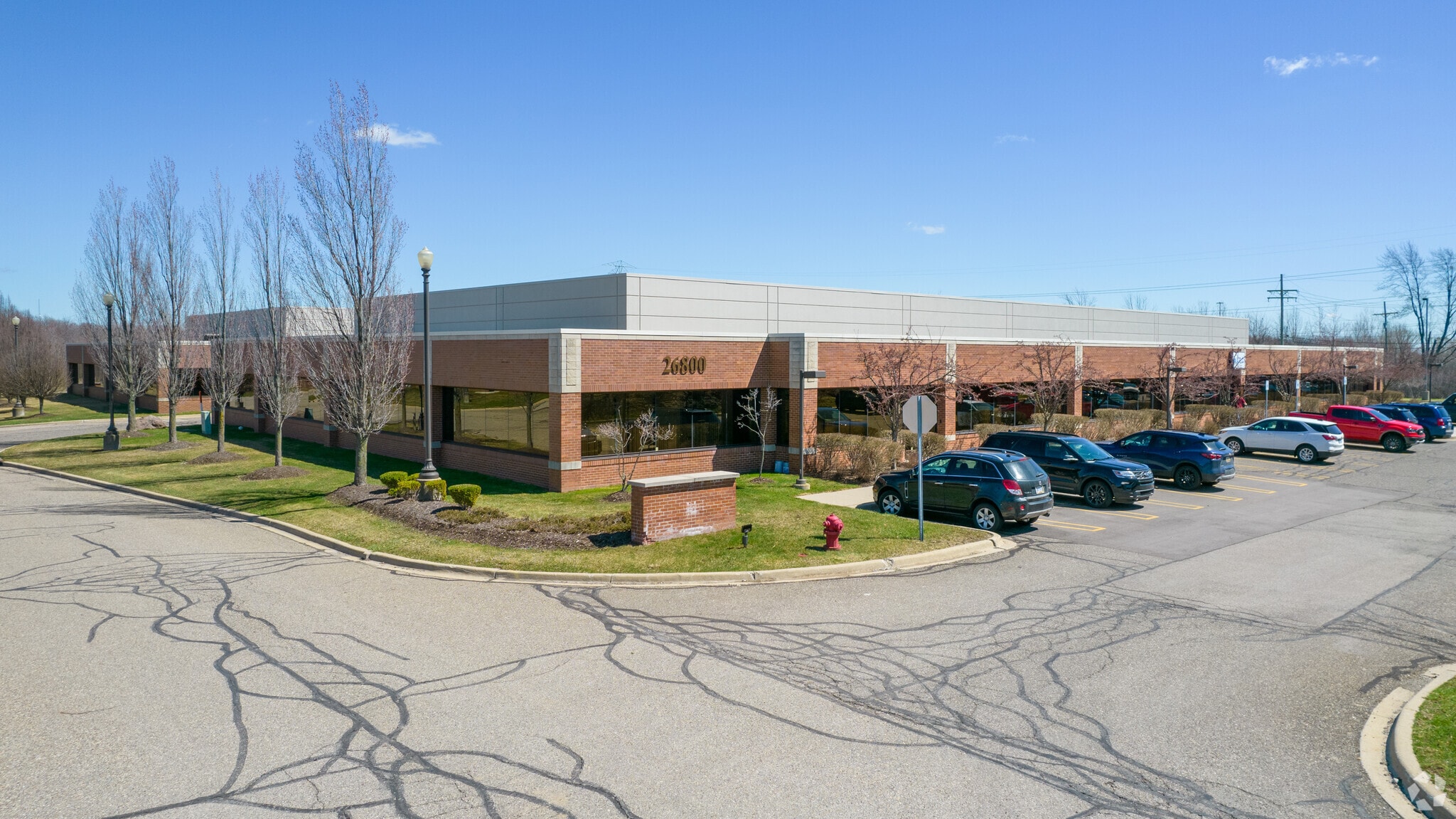 26800 Meadowbrook Rd, Novi, MI for lease Primary Photo- Image 1 of 7