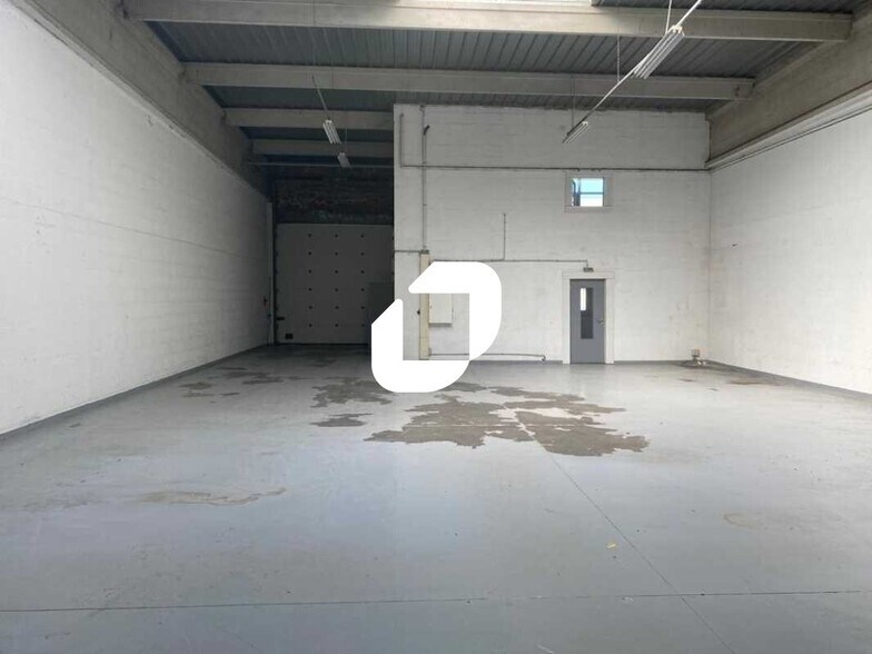 Flex in SAINT-OUEN-L'AUMONE for lease - Interior Photo - Image 2 of 26