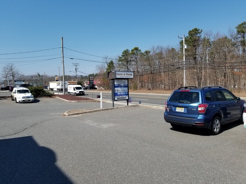 915 Lacey Rd, Forked River, NJ for lease - Building Photo - Image 3 of 8