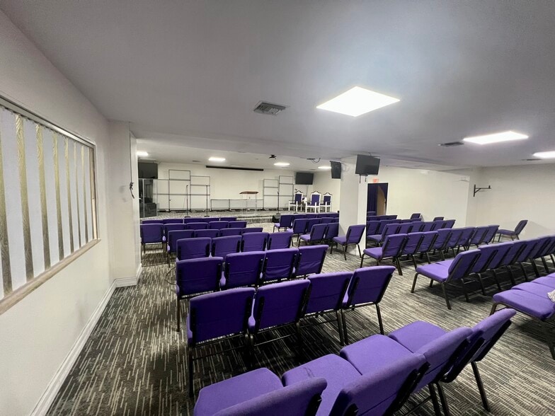 6300-6306 Pembroke, Miramar, FL for sale - Interior Photo - Image 3 of 11