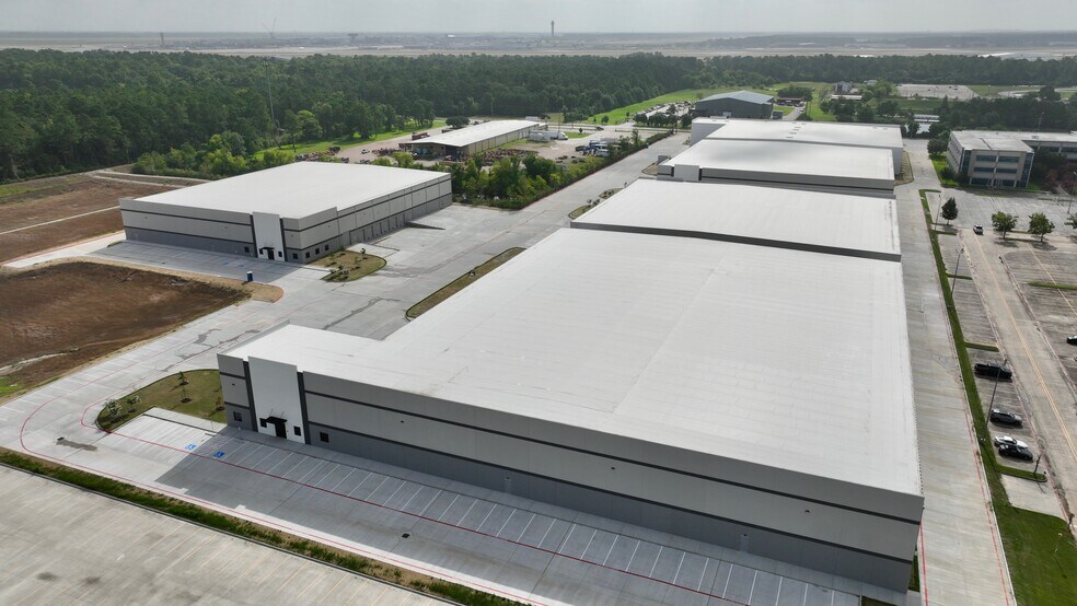 17209 Aldine Westfield Rd, Houston, TX à vendre - Photo du bâtiment - Image 2 de 8