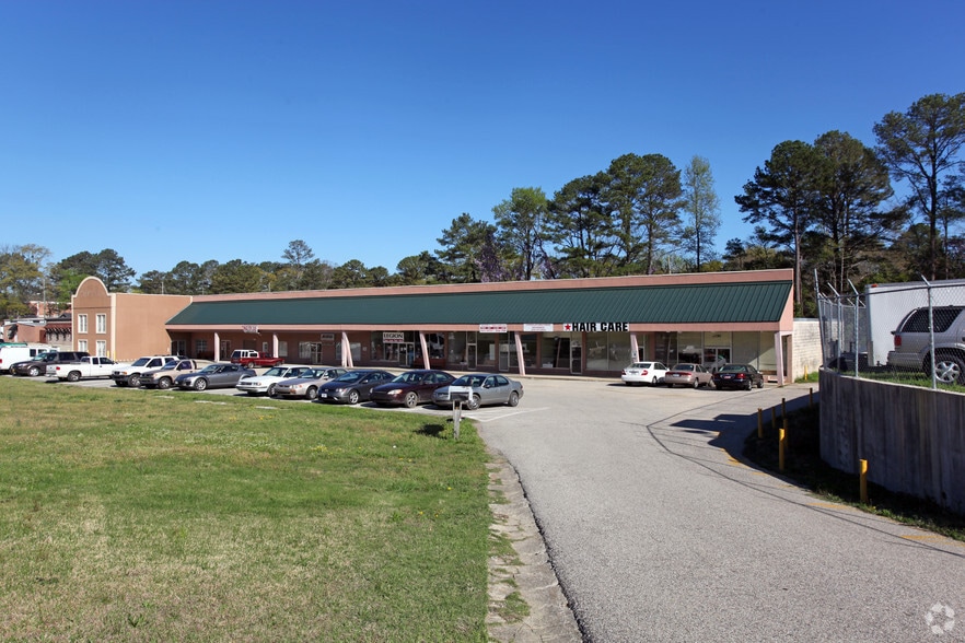 3242-3258 Cahaba Heights Rd, Birmingham, AL for lease - Building Photo - Image 2 of 6