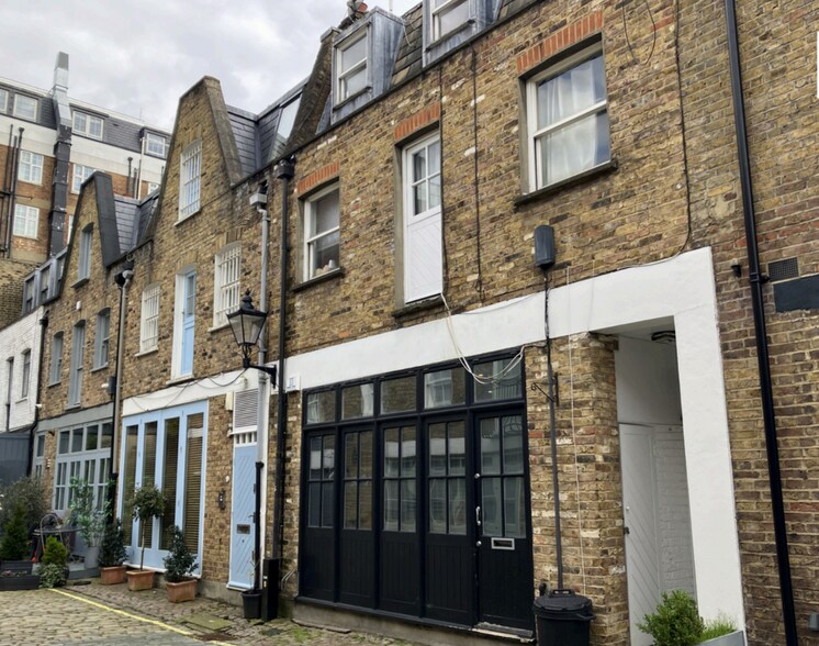 8 Junction Mews, Londres à louer - Photo du bâtiment - Image 2 de 5