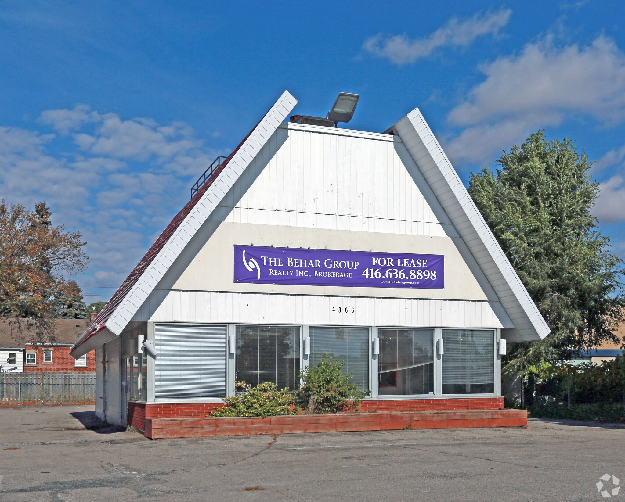 4366 Kingston Rd, Toronto, ON à vendre Photo principale- Image 1 de 1