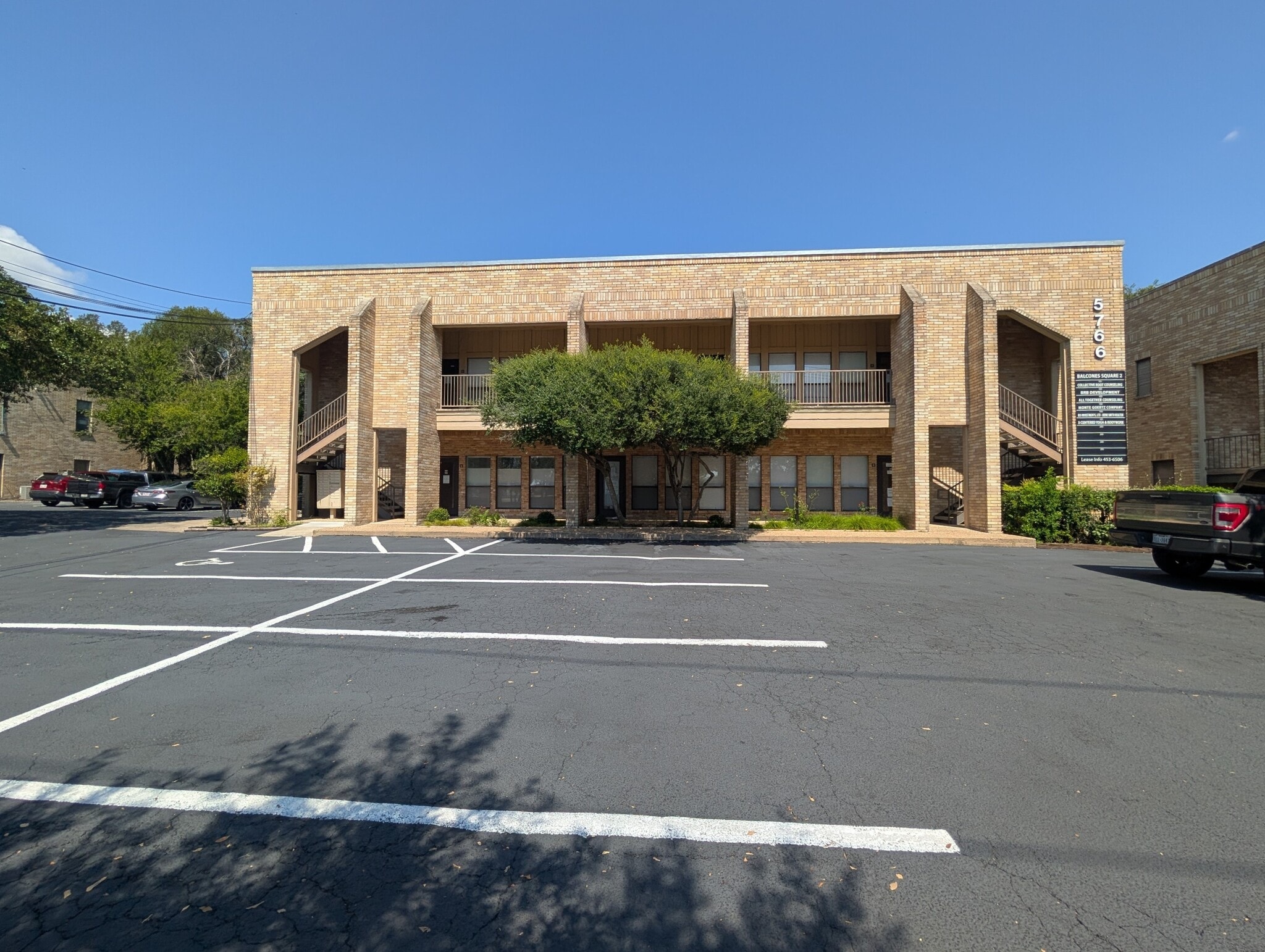 5758 Balcones Dr, Austin, TX for lease Building Photo- Image 1 of 7