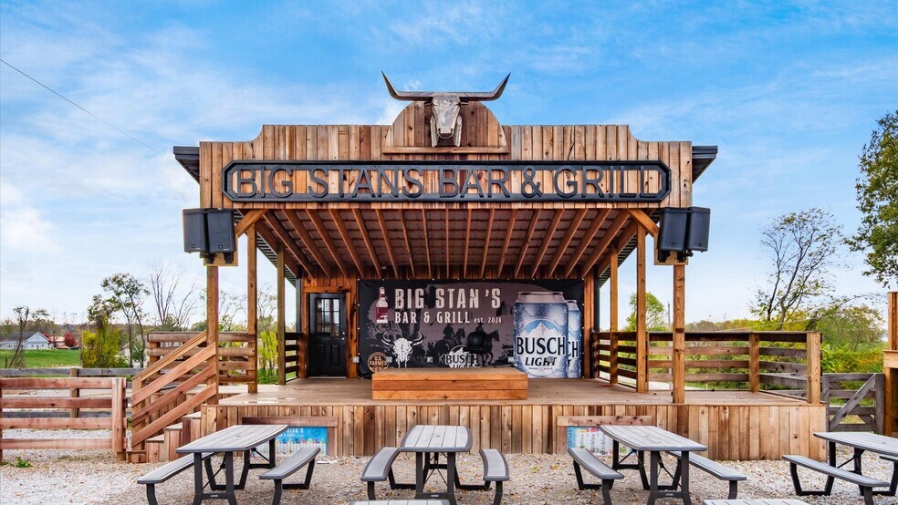 8635 Blackbird Lane, Thornville, OH à vendre - Photo du bâtiment - Image 2 de 38