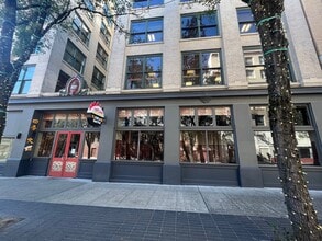 815 SW 2nd Ave, Portland, OR for lease Building Photo- Image 2 of 16