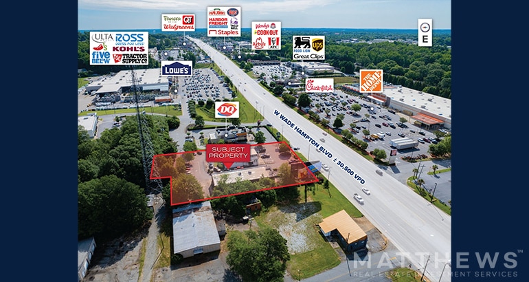 1380 - 1378 W WADE HAMPTON BLVD portfolio of 2 properties for sale on LoopNet.ca - Building Photo - Image 3 of 5