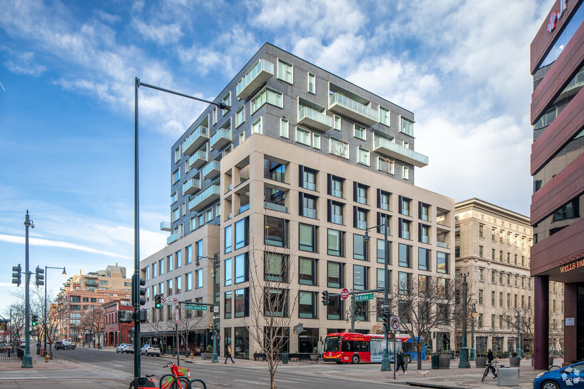 1555 Blake St, Denver, CO à louer Photo du bâtiment- Image 1 de 8