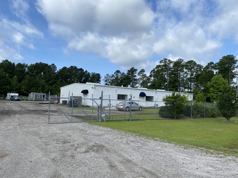 9049 Industrial Blvd NE, Leland, NC for lease - Building Photo - Image 3 of 15