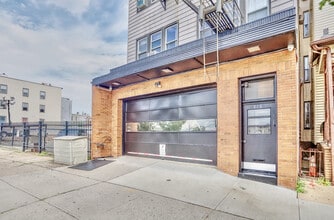 808 Kennedy Blvd, Union City, NJ à louer Photo du bâtiment- Image 1 de 16