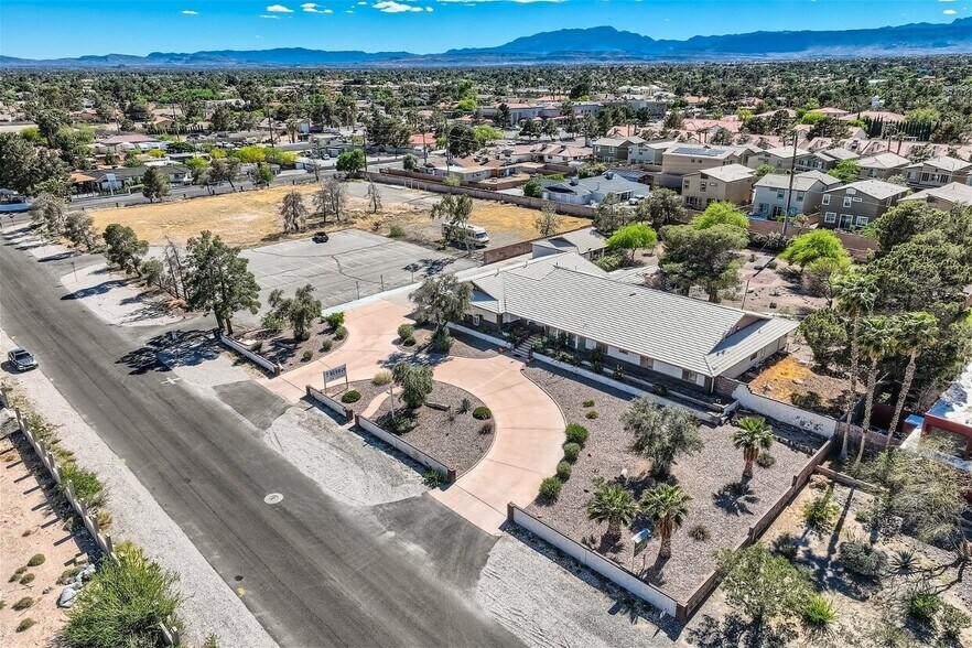 2675 Westwind Rd, Las Vegas, NV for sale - Aerial - Image 3 of 3