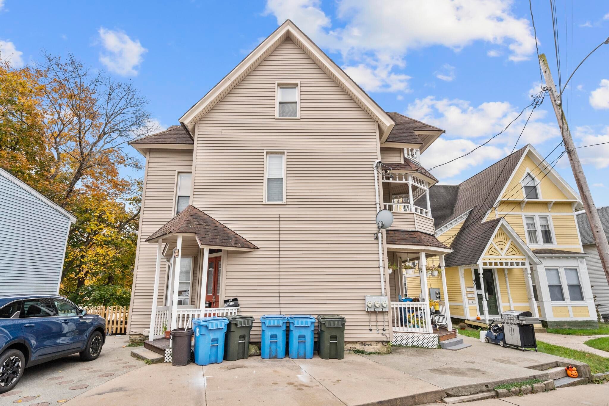 53 Cliff St, Norwich, CT à vendre Photo principale- Image 1 de 2