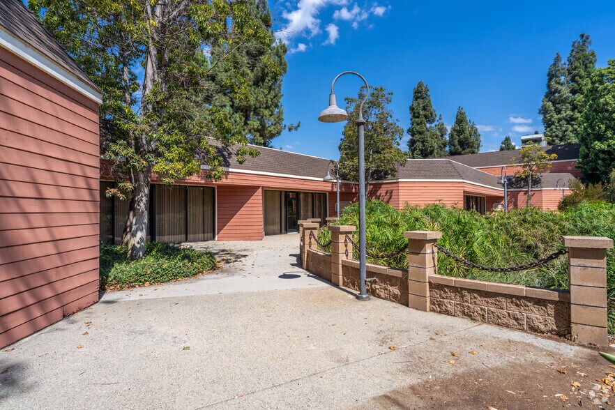 3220 Rosemead Blvd, El Monte, CA à vendre - Photo du bâtiment - Image 2 de 3