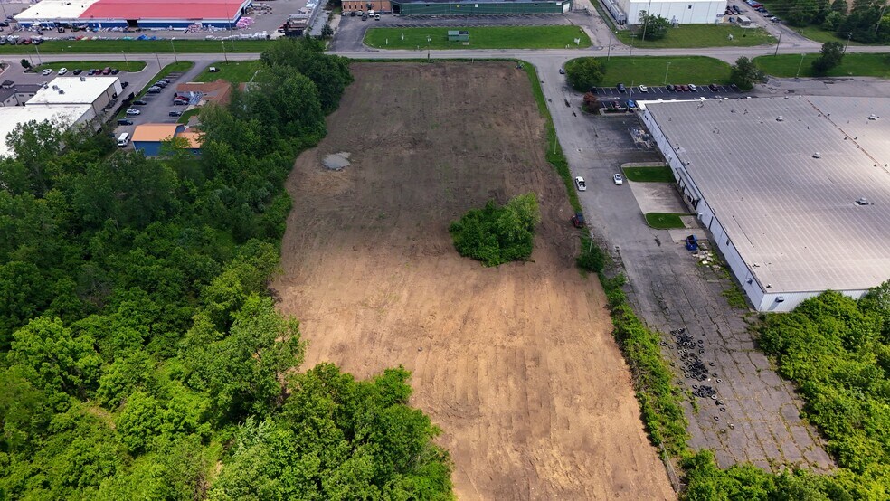 0 Groves Rd, Columbus, OH à vendre - Photo du bâtiment - Image 2 de 9