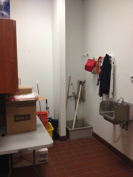 15 1st St SE, Rochester, MN à louer - Photo intérieure - Image 3 de 17