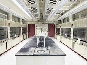 2600 Hilltop Dr, Richmond, CA for lease Interior Photo- Image 2 of 3