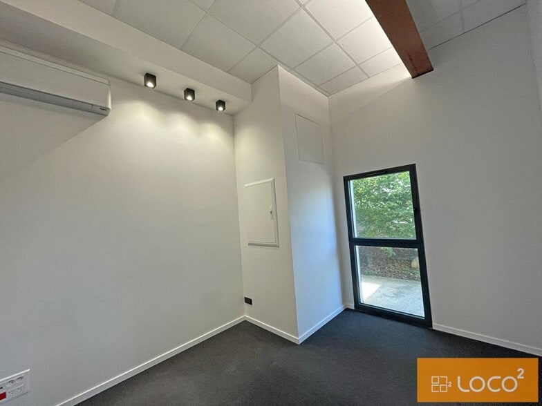 4 Chemin Du Chapitre, Toulouse for lease - Interior Photo - Image 3 of 8