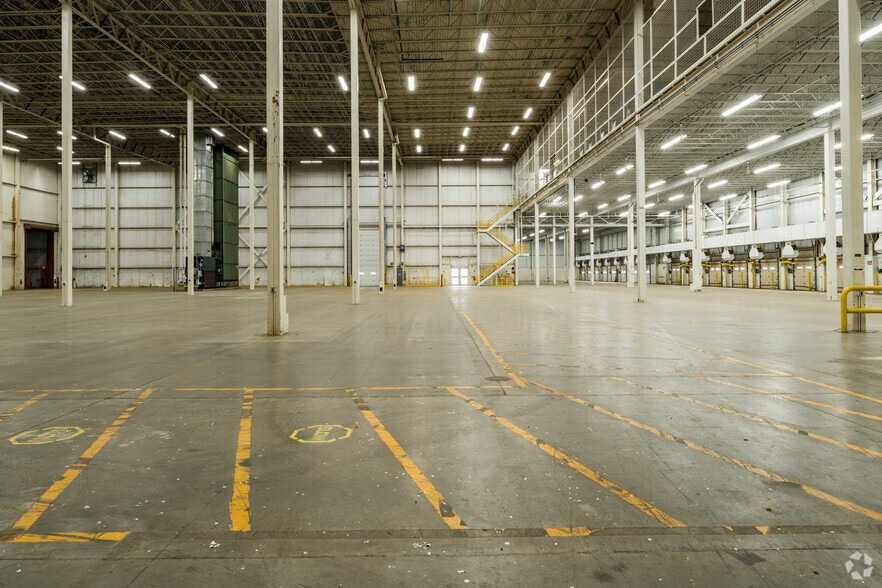 200 Murray Dr, Warren, PA for lease - Interior Photo - Image 3 of 15