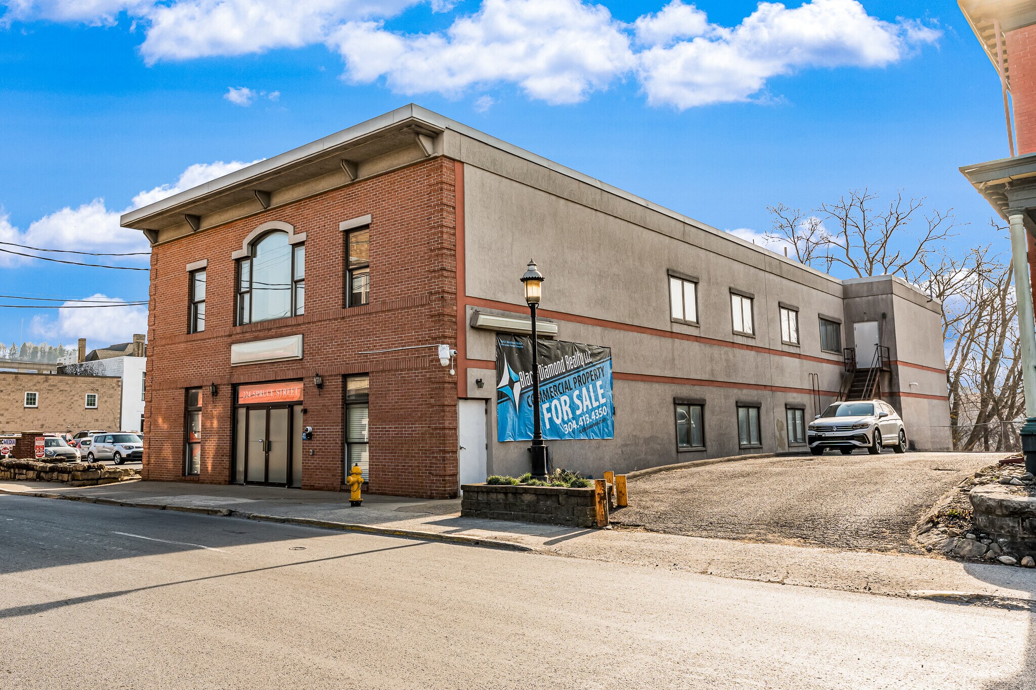 224 Spruce St, Morgantown, WV à vendre Photo principale- Image 1 de 43
